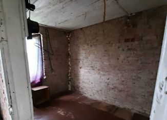 Продаю двухкомнатную квартиру, 48 м2, поселок Знаменка, Полевая улица, 2