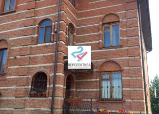 Продается дом, 379 м2, село Красная Горка, Борщевская улица, 3