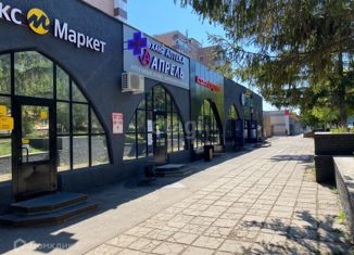 Продаю офис, 980 м2, Нижнекамск, улица Гагарина, 36А