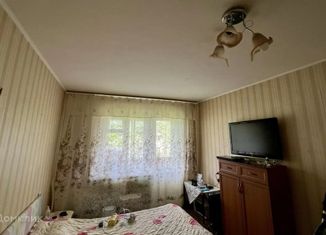 Продается двухкомнатная квартира, 46 м2, Симферополь, улица Гагарина, 22, Железнодорожный район