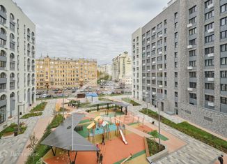 Трехкомнатная квартира на продажу, 75 м2, Москва, Бауманская улица, 47, Бауманская улица