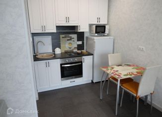 2-ком. квартира в аренду, 36 м2, Москва, Дегунинская улица, 9к1, метро Селигерская