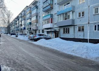 Продается 2-комнатная квартира, 53.4 м2, Полысаево, улица Космонавтов, 75