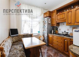 Продаю пятикомнатную квартиру, 134 м2, Москва, Каширское шоссе, 5к1, район Нагатино-Садовники