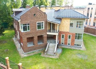 Продается дом, 780 м2, деревня Семенково