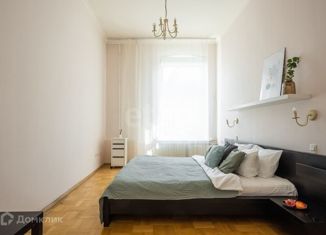 Сдам в аренду 3-комнатную квартиру, 110 м2, Санкт-Петербург, Дворцовая набережная, 10, муниципальный округ Дворцовый