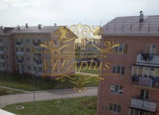 Продаю 2-ком. квартиру, 56 м2, Артём, улица Шишкина, 13