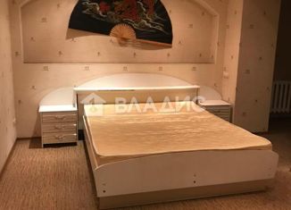 Сдаю в аренду трехкомнатную квартиру, 80 м2, Стерлитамак, улица Караная Муратова, 6