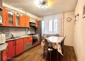 Продается четырехкомнатная квартира, 81.8 м2, Нефтекамск, улица Ленина, 29