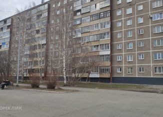 Четырехкомнатная квартира на продажу, 63.2 м2, Свердловская область, Гвардейская улица, 48