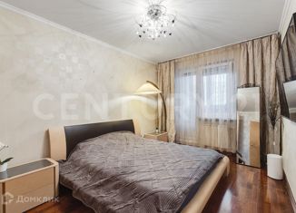 Продается трехкомнатная квартира, 74.9 м2, Москва, улица Удальцова, 89к3, метро Мичуринский проспект