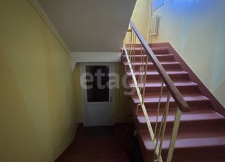 Четырехкомнатная квартира на продажу, 75.8 м2, Петропавловск-Камчатский, проспект Рыбаков, 3