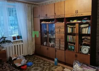 Продам двухкомнатную квартиру, 43 м2, Камбарка, улица 136-я Военная база, 31