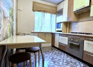 Продается 3-комнатная квартира, 60 м2, Нижний Новгород, Березовская улица, 111, метро Буревестник