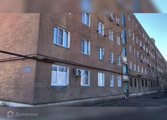 Продажа трехкомнатной квартиры, 82.9 м2, Астрахань, улица Советской Гвардии, 1