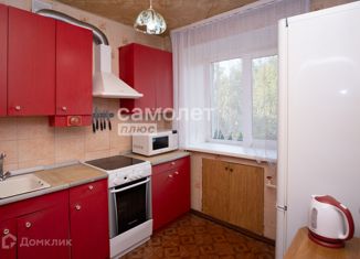 Продается двухкомнатная квартира, 41.4 м2, Кемерово, Стахановская улица, 23