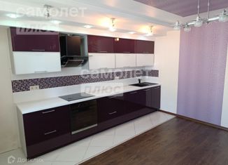 Продается трехкомнатная квартира, 90 м2, Ижевск, Совхозная улица, 1А, Карлутский район