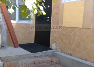 Продам 2-комнатную квартиру, 53 м2, Майкоп, Комсомольская улица, 22