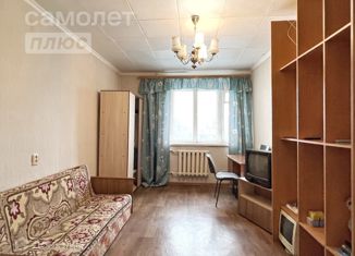 Продается 1-комнатная квартира, 33.8 м2, Кировская область, проспект Строителей, 11
