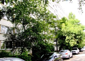 Продажа 3-комнатной квартиры, 61.2 м2, Коммунар, Садовая улица, 12