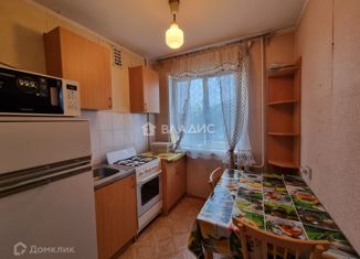 Продаю 1-ком. квартиру, 30 м2, Орск, проспект Ленина, 66