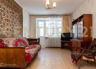 Продается трехкомнатная квартира, 53 м2, Ульяновск, улица Юности, 49