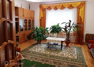 Продаю таунхаус, 134 м2, Ладушкин, улица Лейтенанта Емельянова