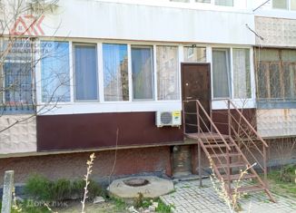Продам трехкомнатную квартиру, 73 м2, Крым, улица Челнокова, 96