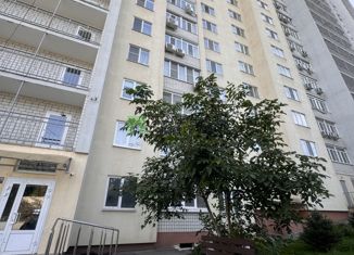 Продам 3-комнатную квартиру, 89 м2, Саратовская область, Шелковичная улица, 1