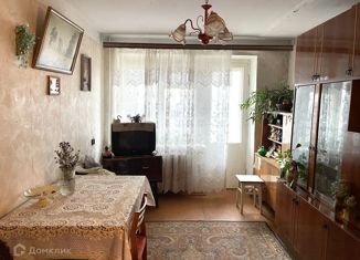 Продам 2-ком. квартиру, 48 м2, деревня Квакшино, деревня Квакшино, 13