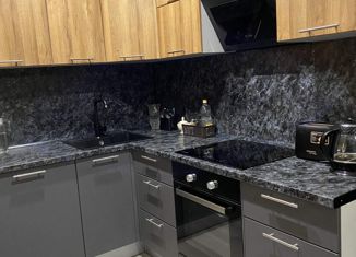 Продаю 1-комнатную квартиру, 40.1 м2, деревня Старая, улица Иоанна Кронштадтского, 2, ЖК Премьер