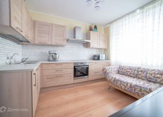 Продажа 2-комнатной квартиры, 65.6 м2, Екатеринбург, метро Геологическая, улица Шаумяна, 87