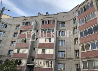 Продам 3-комнатную квартиру, 70 м2, Ярославль, жилой район Сокол, Чернопрудная улица, 12к3