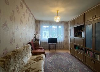 Продам 2-ком. квартиру, 54.3 м2, Собинка, улица Некрасова, 4А