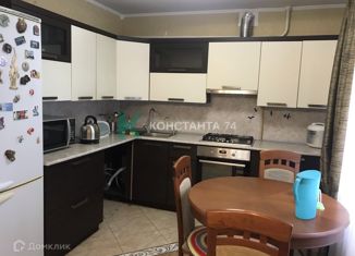 3-ком. квартира на продажу, 73.3 м2, посёлок Рощино, улица Ленина, 11