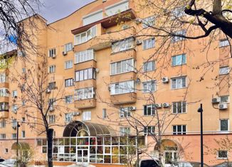 Продается четырехкомнатная квартира, 162.3 м2, Москва, Кутузовский проезд, 4к1, метро Кутузовская