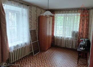 Продаю 1-ком. квартиру, 29.7 м2, Еманжелинск, улица Ленина, 28