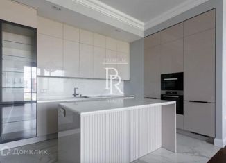 Продам 4-комнатную квартиру, 151 м2, Москва, Мосфильмовская улица, 8, метро Парк Победы