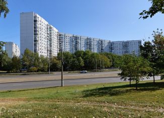 Продам 2-комнатную квартиру, 54 м2, Москва, метро Спартак, улица Маршала Катукова, 21к1