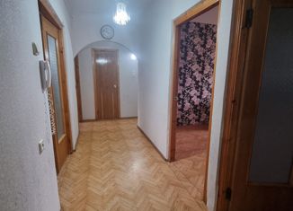 Продам 4-комнатную квартиру, 83.3 м2, Элиста, 2-й микрорайон, 22, 2-й микрорайон