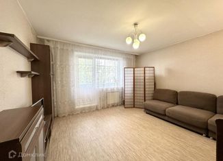 Продается 2-ком. квартира, 50.7 м2, Саяногорск, микрорайон Центральный, 2