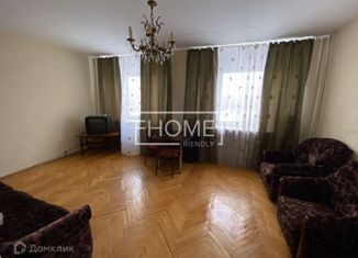 Продаю трехкомнатную квартиру, 72 м2, Москва, улица Бориса Галушкина, 19к1, метро ВДНХ