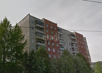 Продам 1-комнатную квартиру, 34.3 м2, Сатка, улица 40 лет Победы, 5