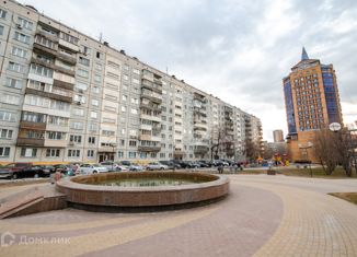 Продается четырехкомнатная квартира, 75.1 м2, Новосибирск, улица Селезнева, 33, Центральный район