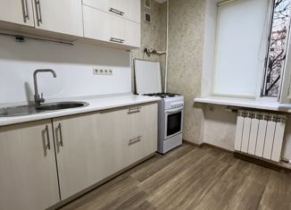 Продажа 2-комнатной квартиры, 38 м2, Ростовская область, улица Энтузиастов, 56