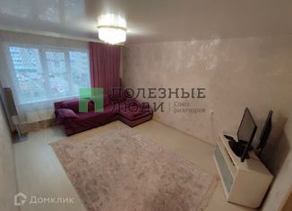 3-комнатная квартира на продажу, 55 м2, Ижевск, улица Баранова, 83, жилой район Строитель
