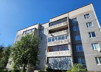 Продажа 2-ком. квартиры, 49.7 м2, Костомукша, улица Калевала, 19