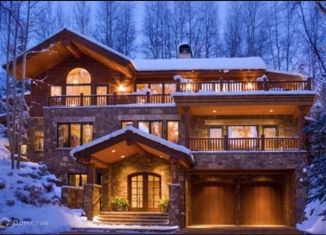 Продам дом, 850 м2, посёлок городского типа Красная Поляна