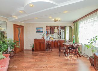 Продаю трехкомнатную квартиру, 67.3 м2, Улан-Удэ, улица Жердева, 132