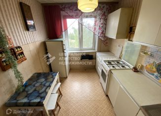 Сдается в аренду 3-ком. квартира, 70 м2, Рязань, улица Сельских Строителей, 1А, район Недостоево